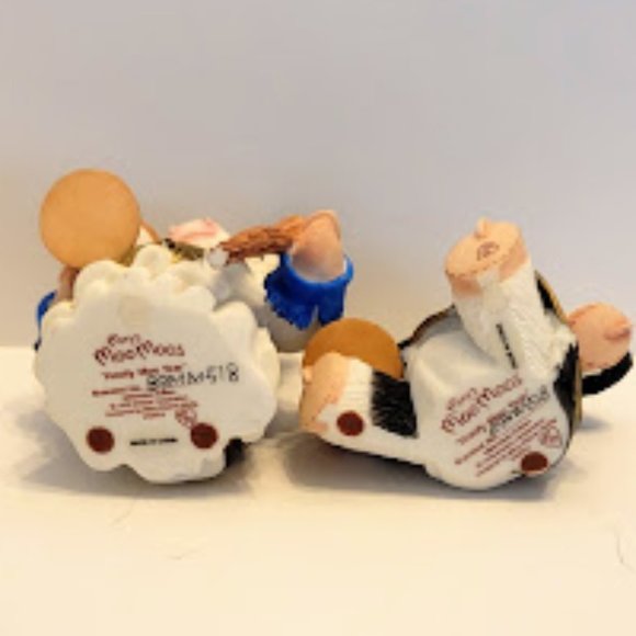 Vintage 1998 Mary’s Moo Moo’s Cow Figurine Millennium Edition “Hoofy New Year“ - Picture 4 of 5